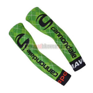 2017 Team Cannondale Drapac Cycling Arm Warmers Sleeve Green Black Red