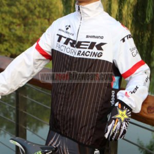 2015 Team TREK Riding Raincoat Wind-proof White Black 2015 Team TREK Riding Raincoat Wind-proof White Black